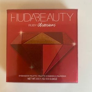 Huda beauty ruby  palate